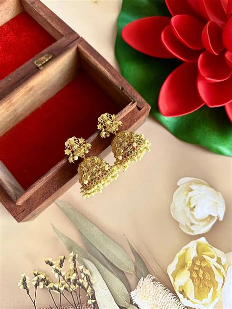 Aadhya Jhumkas – Ohbyozy