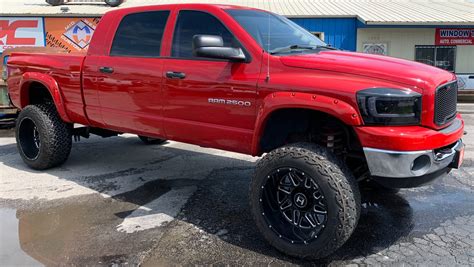 What Wheels and Tires Best Fit A Third-Generation RAM 2500? | Custom ...