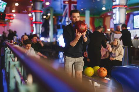 Butlins Advert 的图像结果