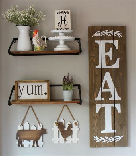 27 Cozy Rustic Kitchen Wall Decor Ideas - DigsDigs