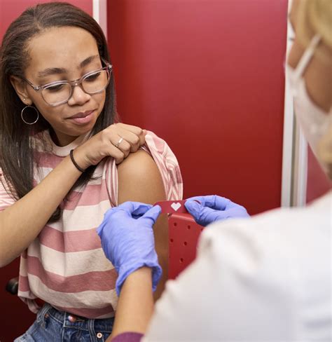 Cat Vaccinations: What to Know - BuzzRx