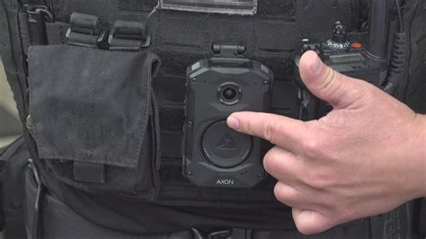 Battle Ground police begin wearing bodycams Monday | kgw.com