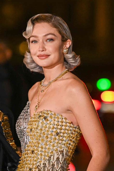 Gigi Hadid Debuts "Silver Tequila" Bob During Paris Fashion Week