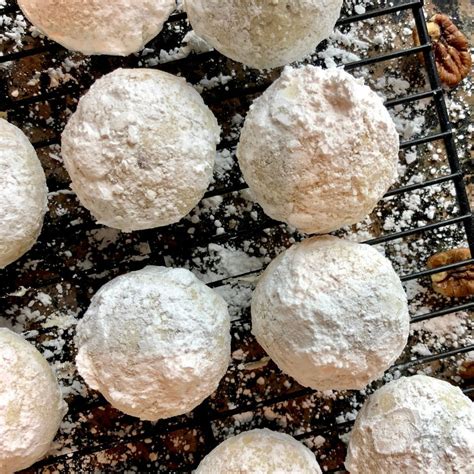 13 Authentic Amish Cookie Recipes (Decadent Treats You Need)