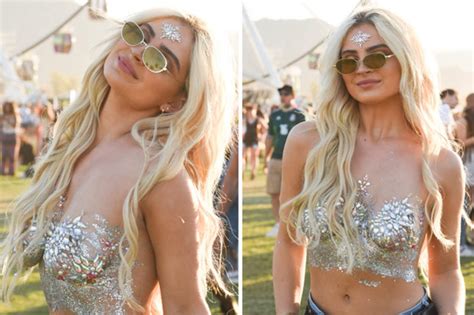 Coachella Glitter Breasts