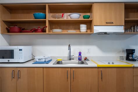 NAYA Family Center opens shelter for Indigenous families experiencing ...