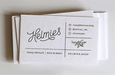 Business Cards with Social Media Icons 的图像结果