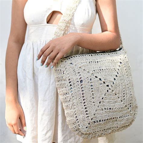 Quad- Spirit Crochet Cross-body Bag – Itihasikala