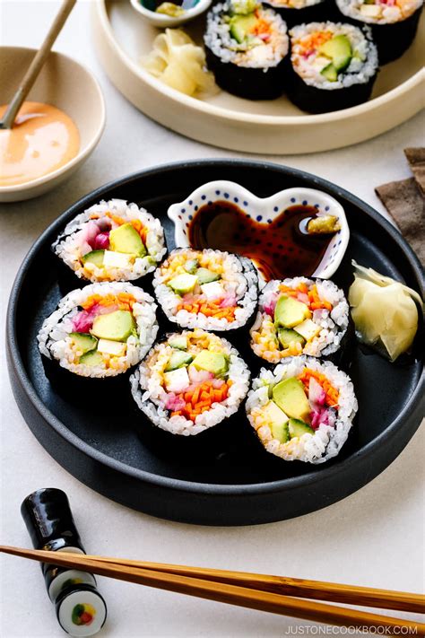 Vegetable Sushi Roll Appetizer Homemade Sushi Rolls: Hosomaki And
