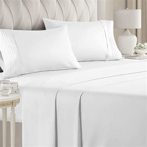 Queen Size 4 Piece Sheet Set - Comfy Breathable & Cooling Sheets ...