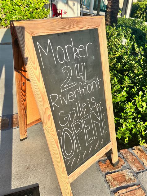 Marker 24 Riverfront Grille Restaurant – Marker 24 Marina