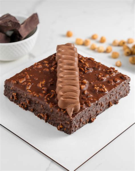Order Chocolate Cakes Online. Starts @599 | Free Delivery – Creme Castle