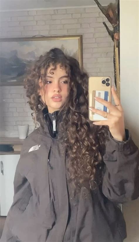 curly hair layers men