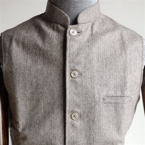 Men's Herringbone Light Grey Woolen Nehru Jacket – Bhuttico Shawls