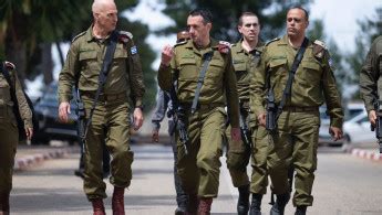 Israeli army bans radical 'Messiah' patch from uniforms