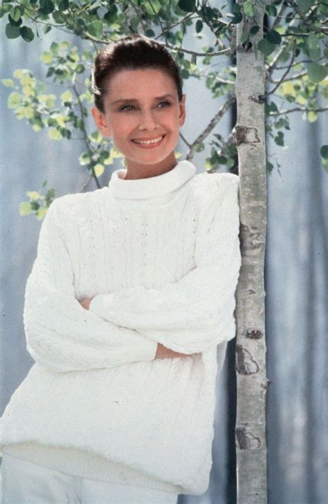 1989年60岁的奥黛丽·赫本参演的最后一部电影《直到永远》（Always）|直到永远|奥黛丽·赫本|参演_新浪新闻