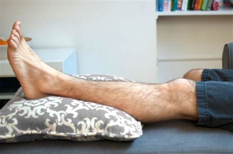How to Reduce Ankle Sprain Swelling | LIVESTRONG.COM