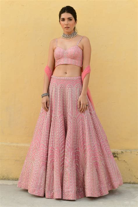 Demi – Chamee and Palak official