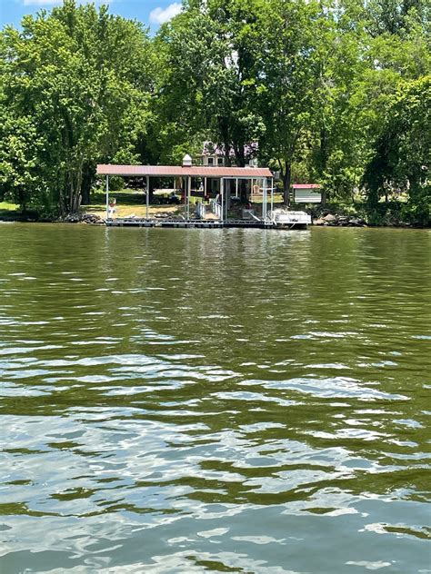 Nashville Lake House Vacation Rentals - Tennessee, United States | Airbnb
