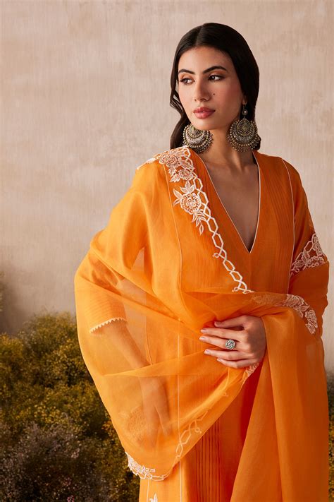 Sureena Chowdhri - High Fashion Indian Ethnic Wear – SUREENA CHOWDHRI ...