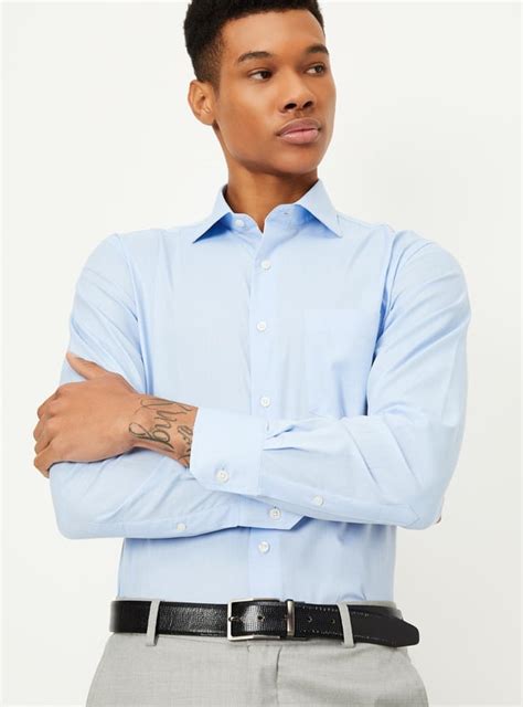 Buy Men Slim Fit Solid Formal Shirt Online at just Rs. 1049.0 ...