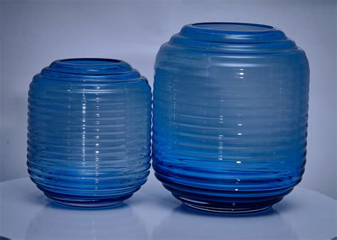 Blue glass vase (big) – the Flower Shop By LC