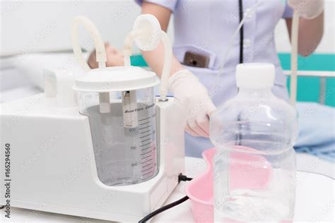 How to Use Suction Machine 的图像结果