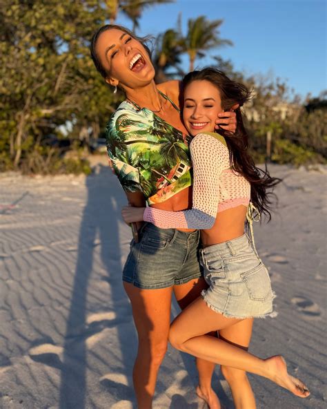 Jess (@cliquebaittvclips) • Instagram photos and videos