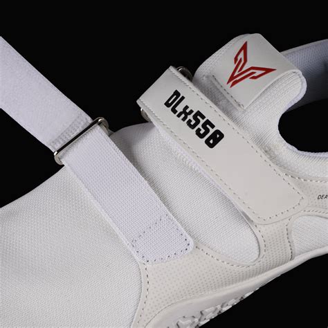 Deadlift Shoes | Barefoot Grip & Stability | ProWolf