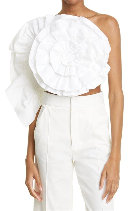 Shop 7 daring trends to take you into 2023—from outdoorsy bra tops to ...