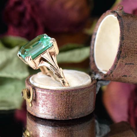 Vintage 9ct Yellow Gold ‘Uranium Glass’ Ring Circa 1940’s - Graisons ...