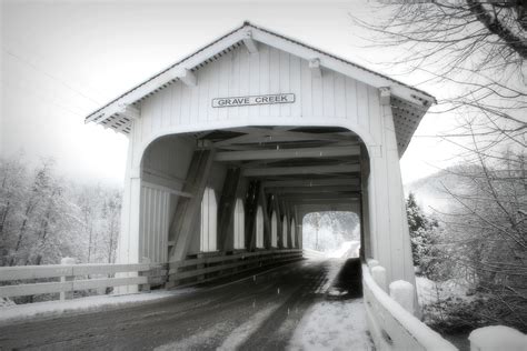 Sunny Valley Oregon Covered Bridge