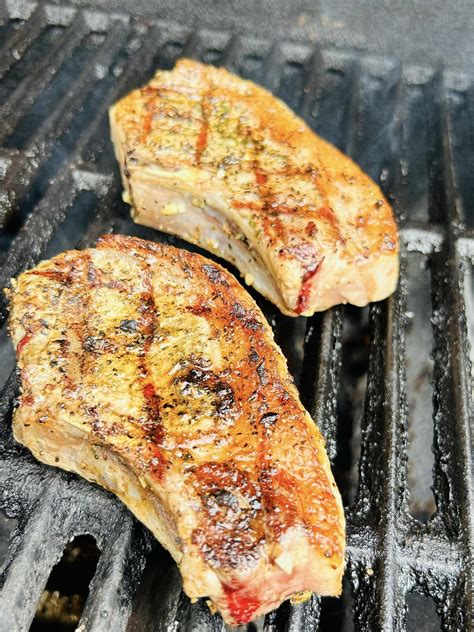 Mangalitsa Pork Chops - Bone In - Thick Cut - 2 Per Package – Rooster ...