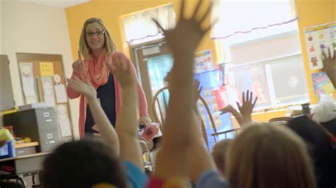 ABCmouse Teacher Commercial 的图像结果