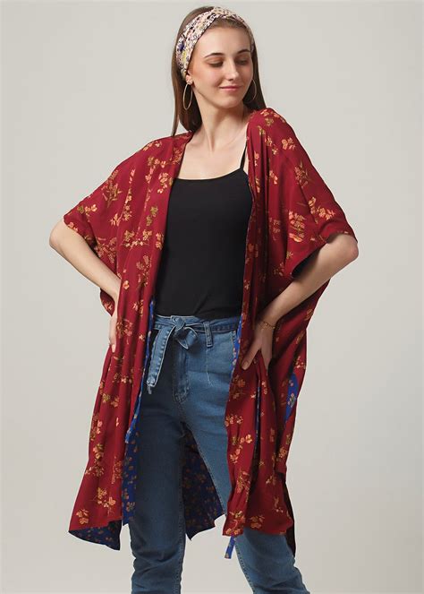 Get Kimono Sleeves Floral Reversible Shrug at ₹ 1039 | LBB Shop