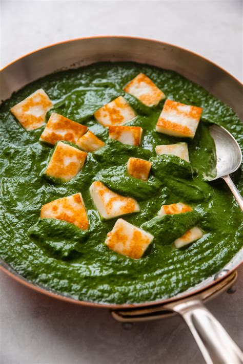 Best Garlicky Palak Paneer (Saag Paneer) Recipe | Little Spice Jar
