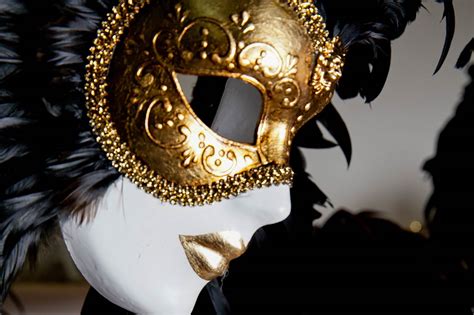 What are the Eyes wide shut masks? - Venezia Maschere