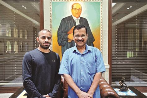 CM meets medal winners of Commonwealth Games 2022