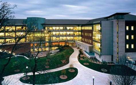 U of I at Urbana-Champaign Thomas M. Siebel Center - Larson & Darby Group