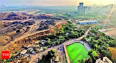 Shifting 4L from Dharavi to one location impractical, says ex-MP ...