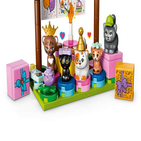 Lego 42666 Friends Cat Birthday Party & Tree House (321 Pieces) — Toycra