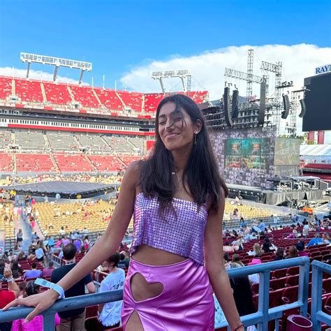 eras tour outfit | Coldplay concert outfit, Concert outfit summer ...