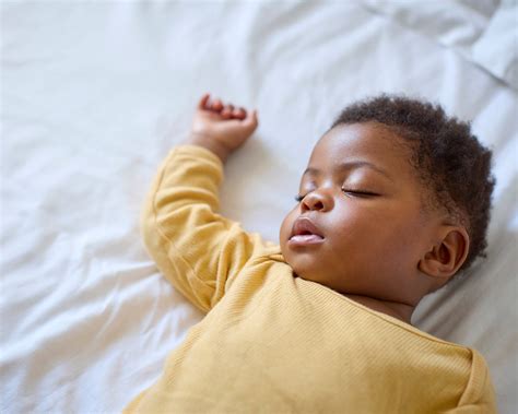 Baby Sleep Guide: Sleep Regressions by Age