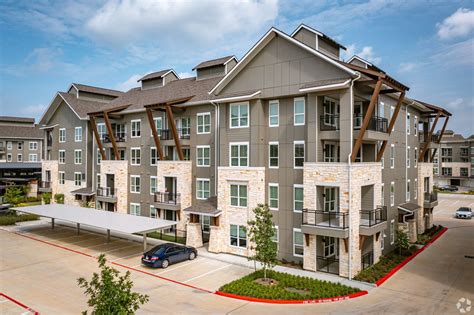 Howard Hughes, Readying for Potential Economic Challenges, Closes $1.3 ...