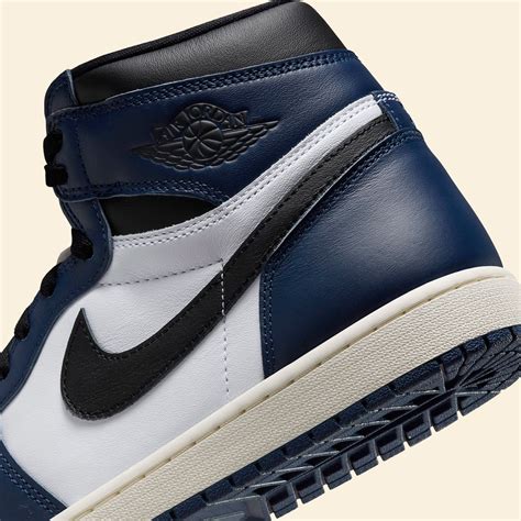 Air Jordan 1 Retro High OG "Midnight Navy" DZ5485-401 Release Date ...