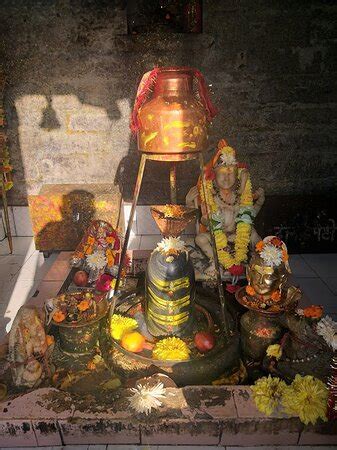 Deoria Tal Lake (Rudra Prayag) - 2020 What to Know Before You Go (with ...