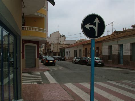 One Way Streets for Pedestrians - Spanishvida - Spanish news in English