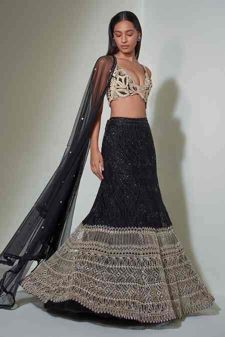 Buy Black Net, Crepe And Double Georgette Thread, Bead, Resham ...