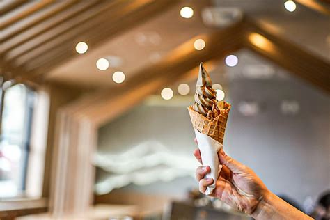 Nana’s Green Tea Opens in Bellevue – S E A T T L E I T E