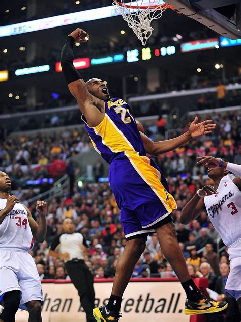 Kobe Bryant Dunks On Chris Paul Wallpaper